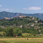 Hébergement de vacances Cozy In With Wifi Buzet