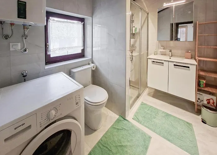 Casa de Férias 2 Bedroom Awesome In Buzet